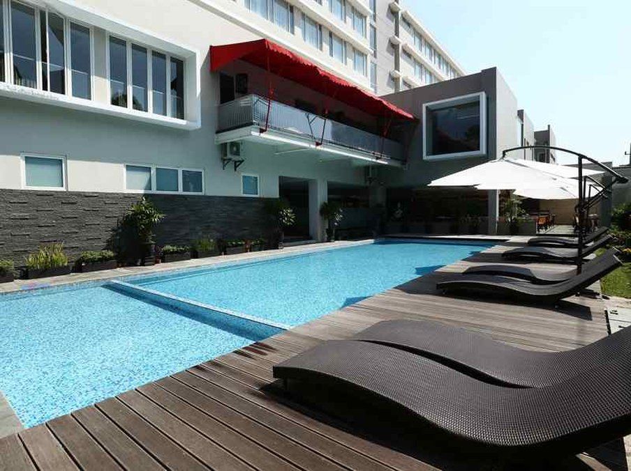 Grand Cakra Hotel Malang Ngoại thất bức ảnh